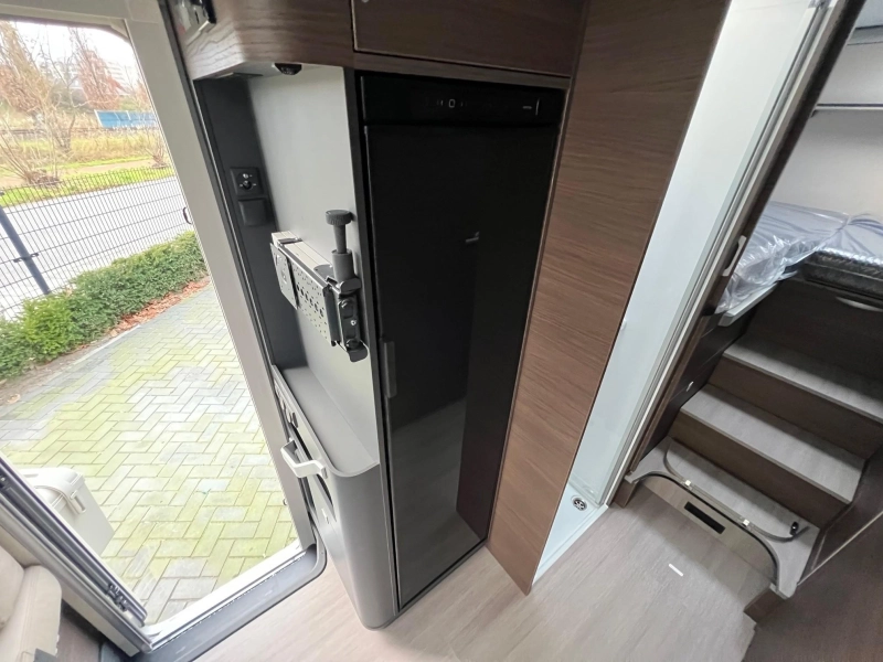 Adria Coral Supreme MB 670 DL LEDER/DAKAIRCONDITIONING  foto: 8