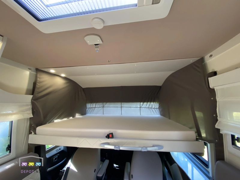 McLouis Carat 870 NL Camper | 1er Propietario foto: 19