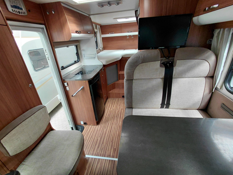 Adria Sport 572 SL ENKELE BEDDEN LPG  foto: 4