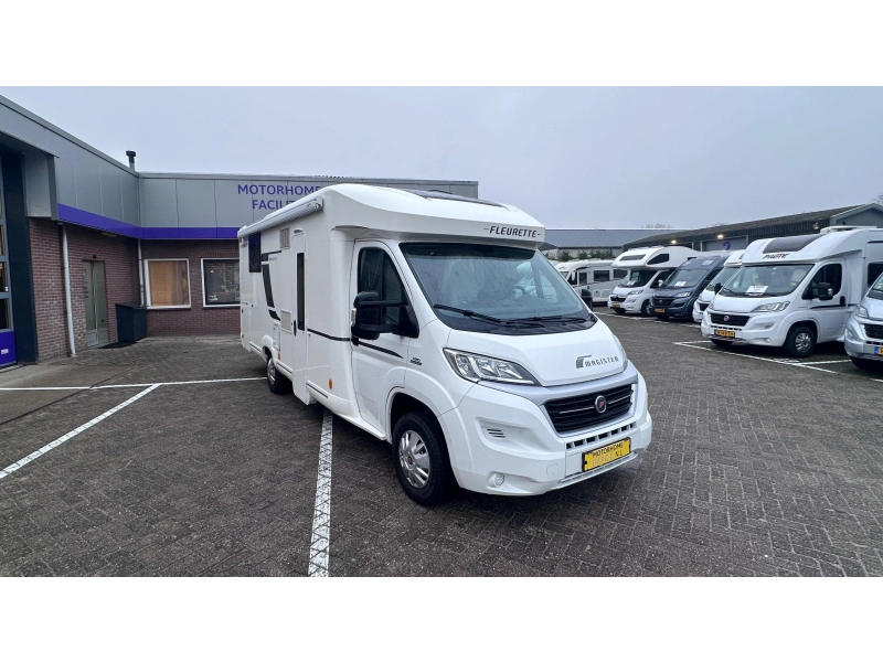Fleurette Magister 73 LMS slechts 33.500 km  foto: 0