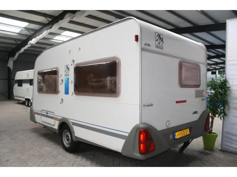 Knaus Azur 400 TS 