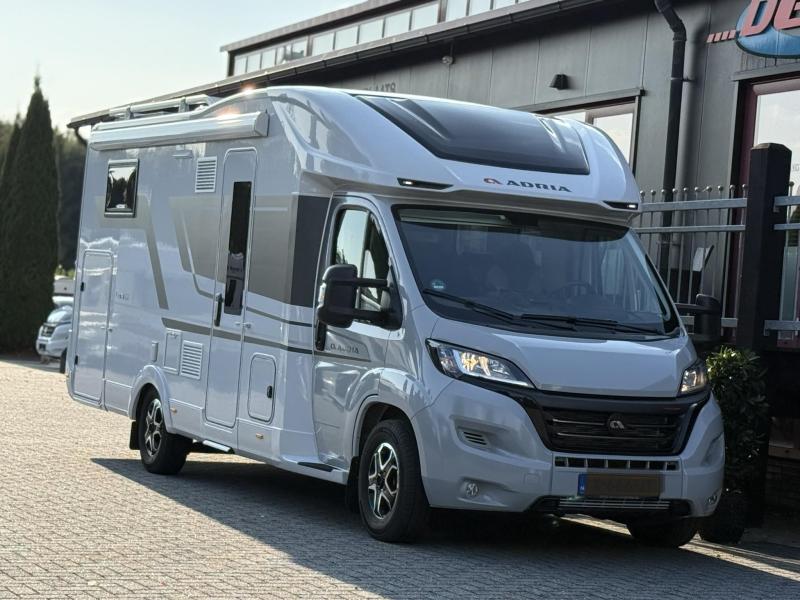 Adria Coral Plus 670 SL -VOL ACCESSOIRES  foto: 4