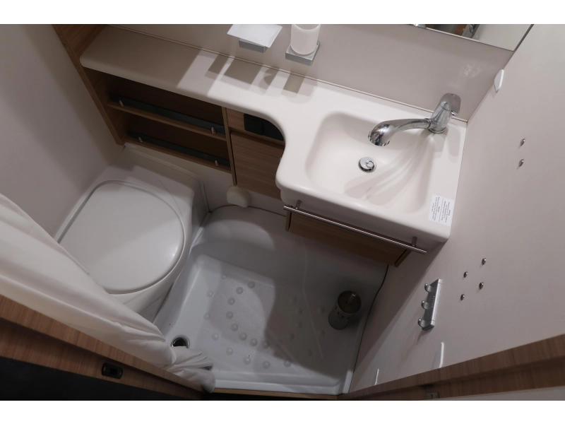 Dethleffs Camper 510 ER MET THULE CASSETTE LUIFEL  foto: 14