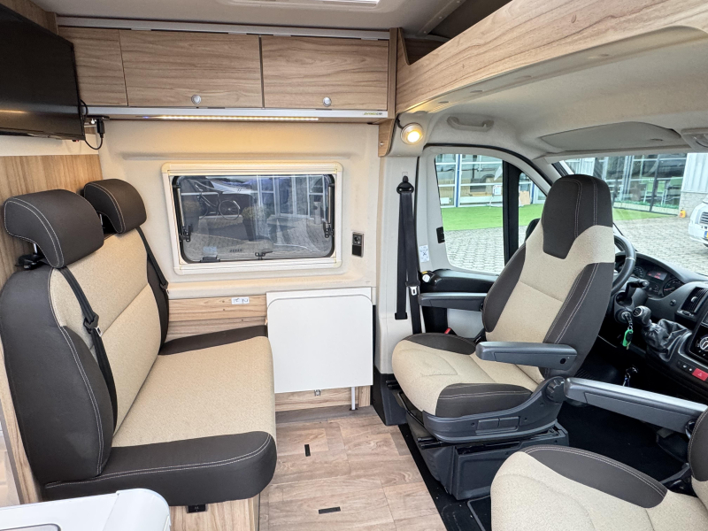 Hymer Yellowstone 640 - Lit long de 205 cm ! - photo : 3