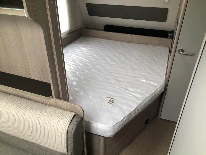 Bürstner Premio 550 TK  foto: 5