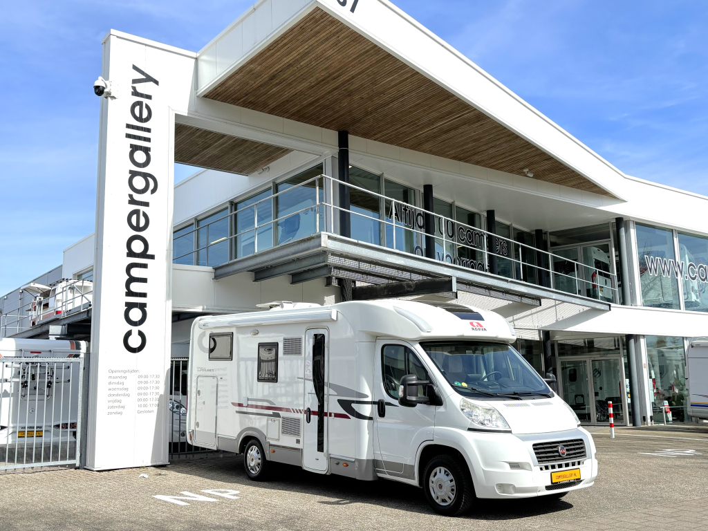 Adria Coral 690 SC QUEENSBED EURO 5 ALKO LUCHTVERING  foto: 0