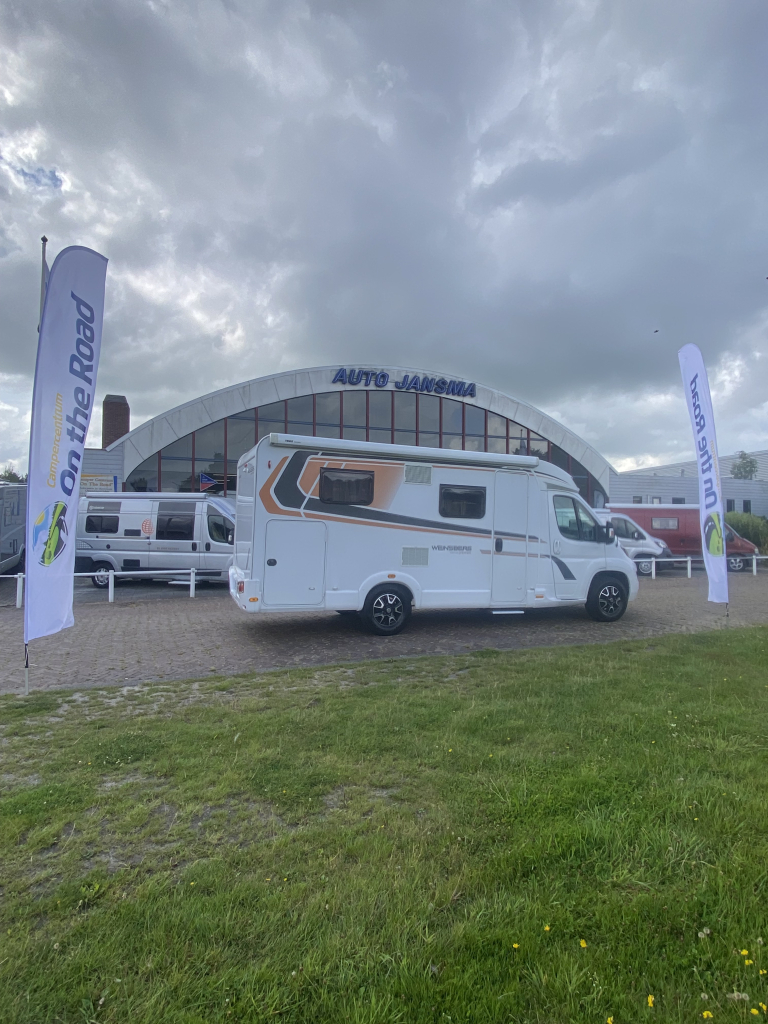Weinsberg Pepper 600 Peugeot 163 PK, Half-integraal, 2 Lengte-bedden, Garage, Aut. schotel / LCD Camper Centrum On the Road aan de Noorderringweg 4 in Marum. foto: 40