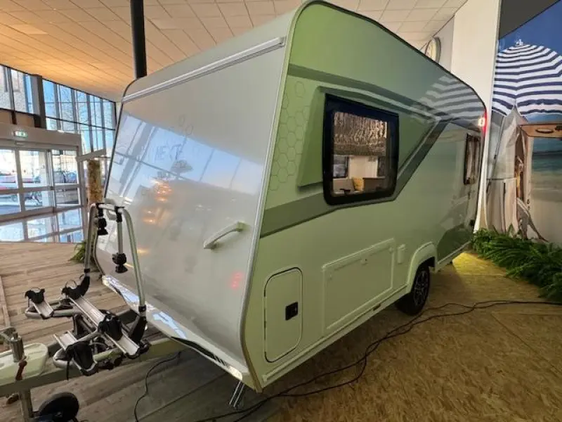 NEXT 380 NIEUW LICHTGEWICHT FENDT  foto: 5