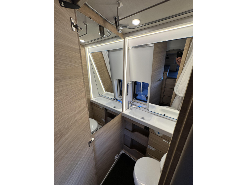 Knaus Boxstar 600 LIFE single beds & many options photo: 17