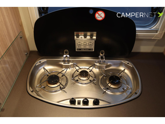 Bürstner Ixeo Time 726 G 165pk | 5e zitplaats | Zonnepanelen | Hefbed | Achteruitrijcamera| Thule lift fietsendrager | Lengtebedden | Bea foto: 12