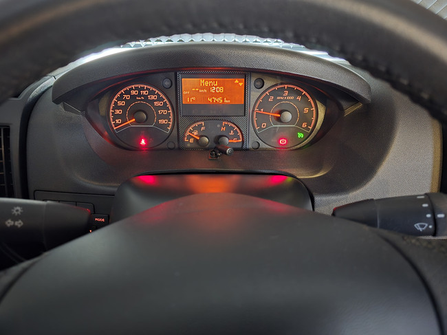 Weinsberg CARACOMPACT 600 MEG PEPPER 163 PK SLECHTS 47.451 KM !! TV + SATELLIET LENGTEBEDDEN CRUISE CONTROL foto: 8
