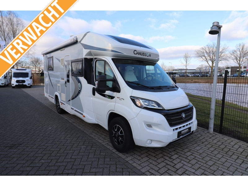 Chausson Titanium 738 XLB QUEENSBED + HEFBED