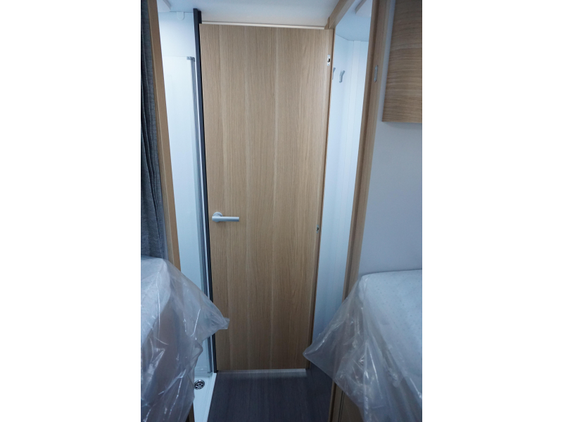 Adria Matrix Axess 670 SL foto: 10