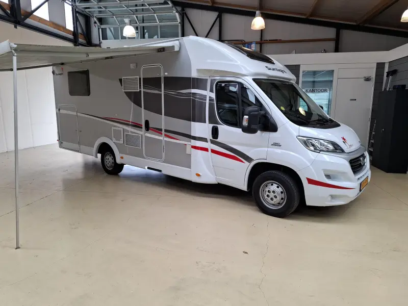 Sunlight T68 Edition 10 YEAR 130PK Enkele Bedden Hefbe 
