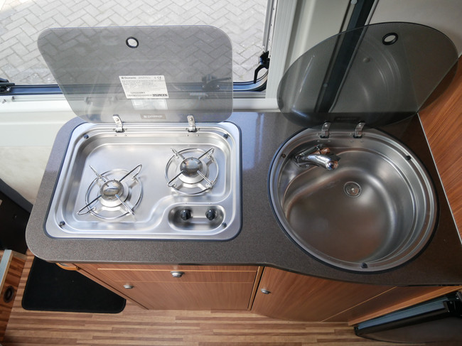 Adria Twin 640 SL, Lengtebedden, Maxi Chasis, Construct slot foto: 13