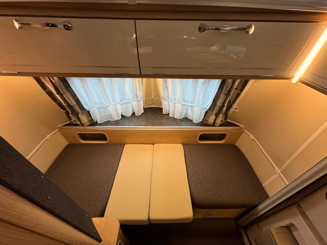 Eriba Touring Troll 542 GT 60 Years Mover Cassetteluifel INCL STALLING foto: 7