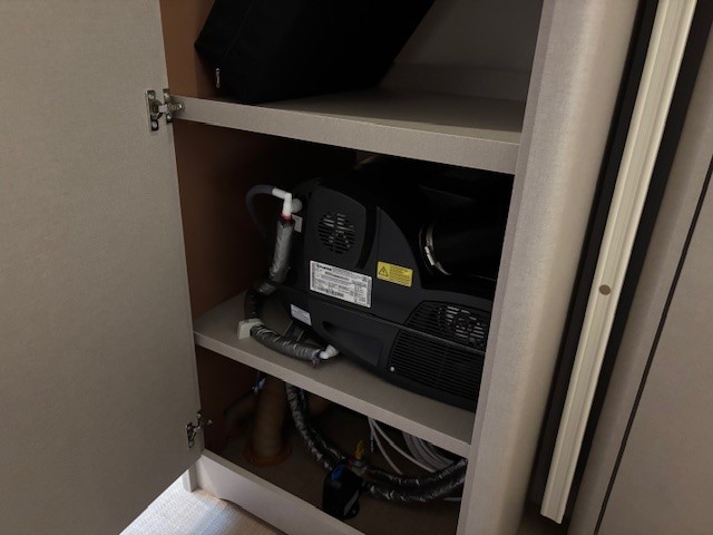 Bürstner Averso 465 TS foto: 9