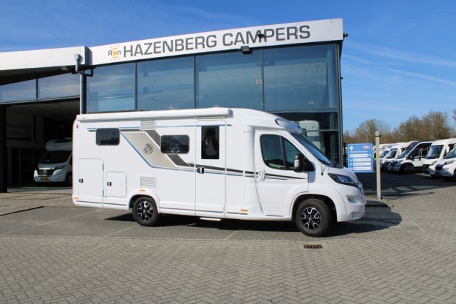 Jonge Knaus VanSation 650 Peugeot 2.2 l/ 165 pk met slechts 7.873 km enkele bedden (45  foto: 1