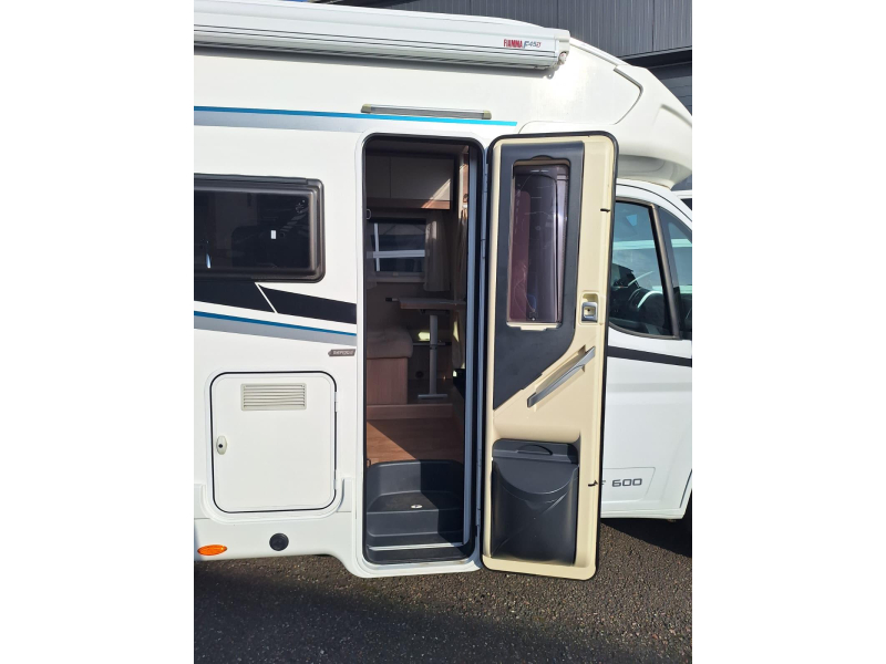 Itineo PF 600 5.99m and yet very spacious!! photo: 8