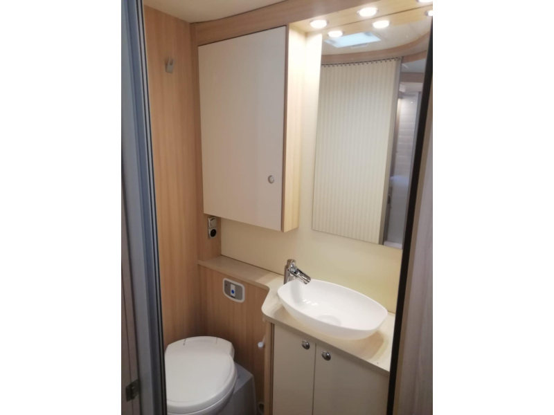 Bürstner IXEO Time 734 met groot zonnepaneel!  foto: 10