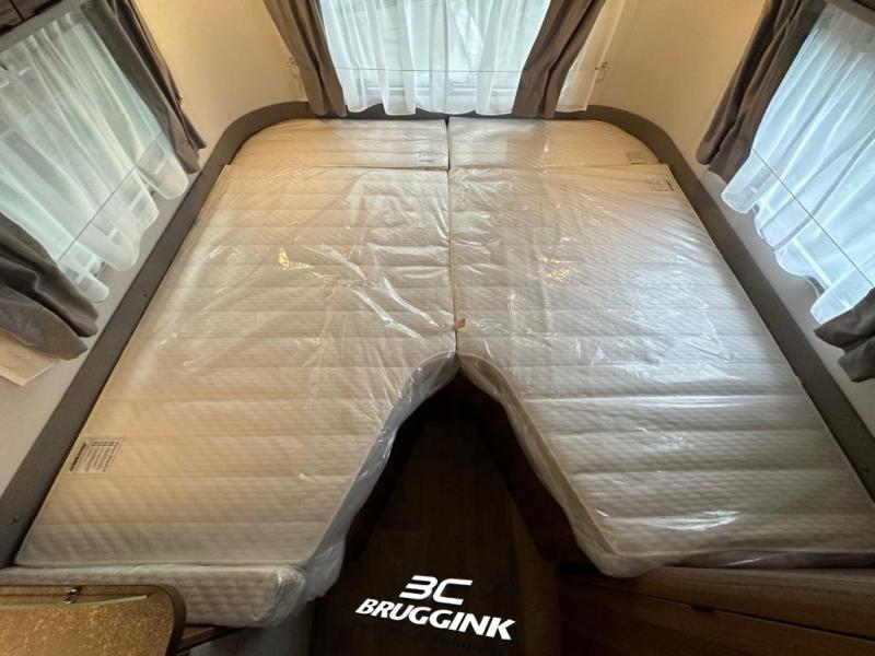 Eriba Touring 642 - HERFSTAANBIEDING!  foto: 11