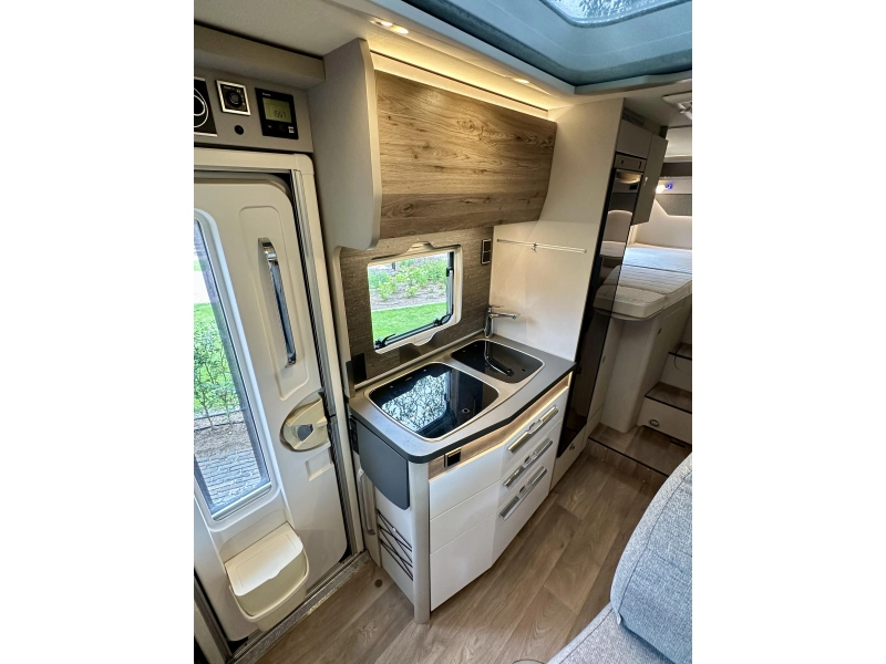 Hymer Exsis-I 580 PURE | zeer compleet!  foto: 12