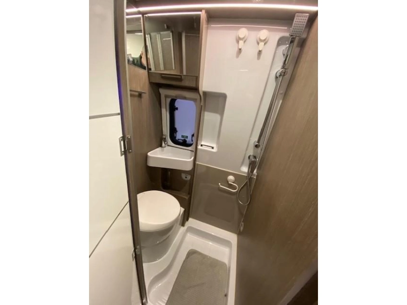 Chausson V697 VIP Automatic, Single beds! photo: 10