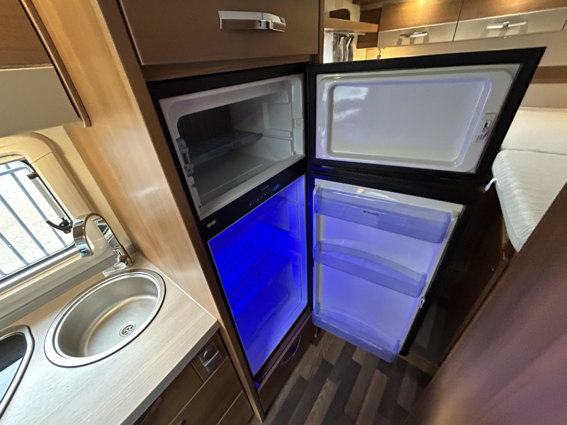 Knaus Van I 600 ME Hefbed, Solar, Schotel  foto: 14