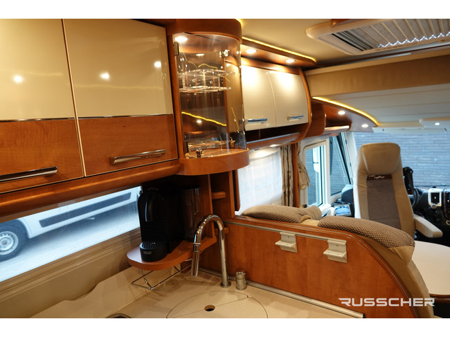 Carthago CHIC C-LINE i 4.9 5 persoons 150Pk | Lengte bedden | Dakairco foto: 9