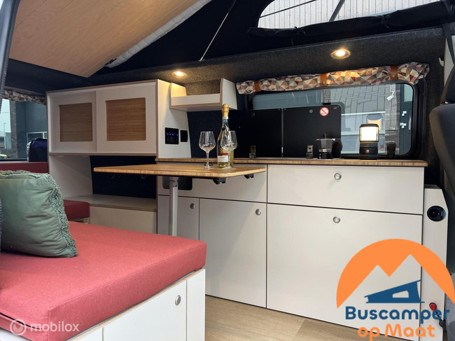 Volkswagen T6 buscamper Nevada 2018 Two tone foto: 1