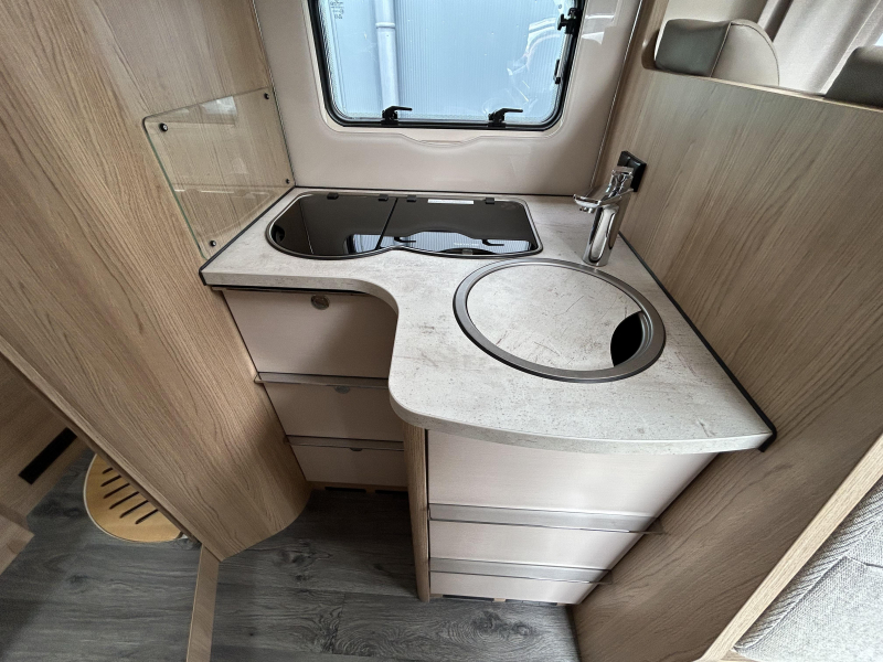 LMC Cruiser T 732 Automaat  foto: 7