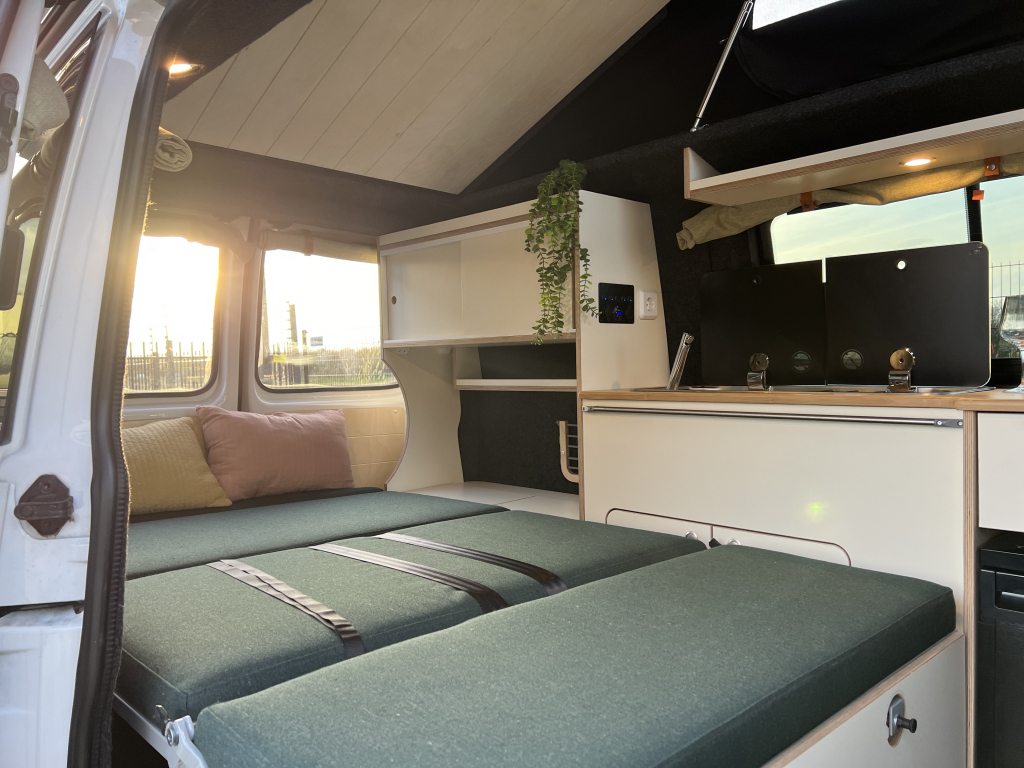 Volkswagen T6 Buscamper Florida 2016 l1h1 490cm foto: 2
