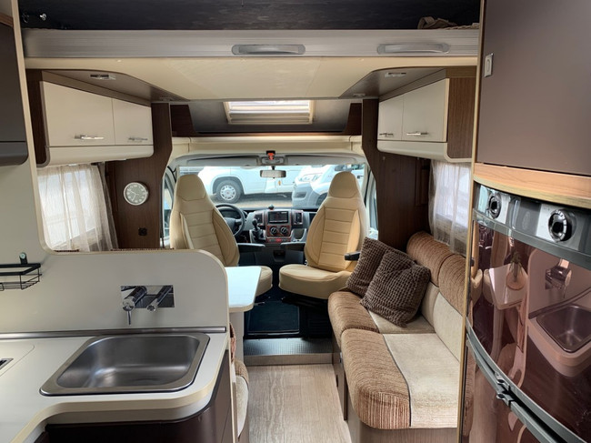 ROLLER Team T-line 255 Drop-down bed Air conditioning Cruise Air suspension 6 berths photo: 1