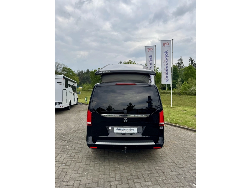 Mercedes-Benz V-Class Marco Polo 220 photo: 11