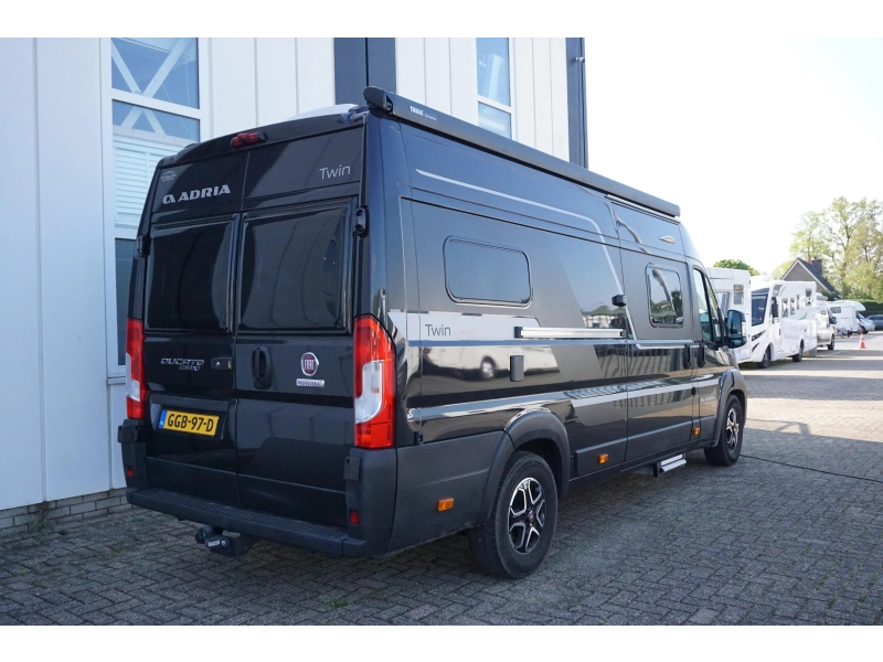 Adria Twin Supreme 640 SGX AUTOMAAT/160PK/AIRCO  foto: 4