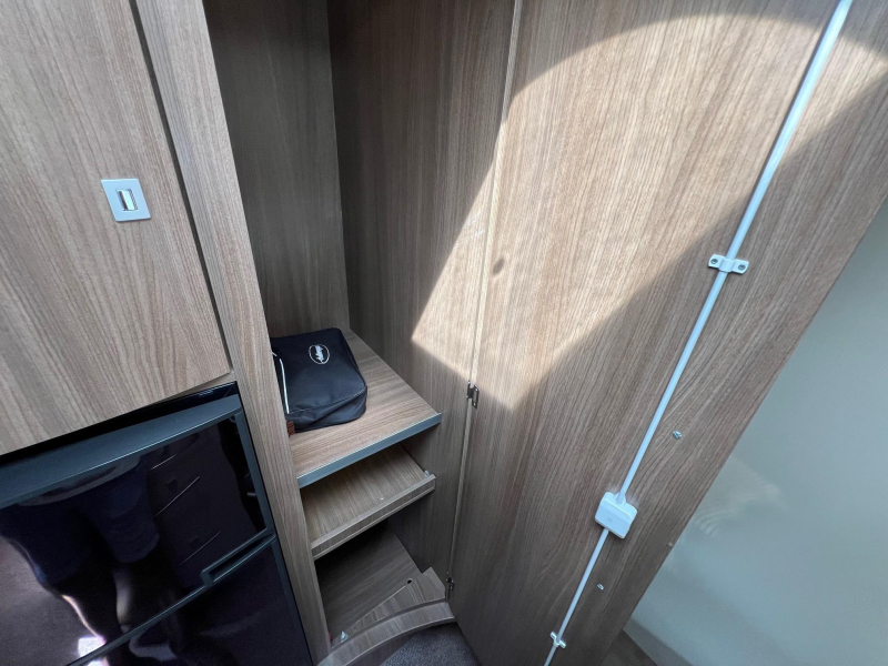 Challenger Prium XL FULL OPTIONS | Levelsyst.  foto: 8