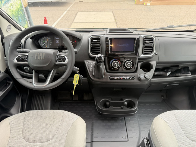 Knaus Live Wave 650 MEG Black Select Foto: 12