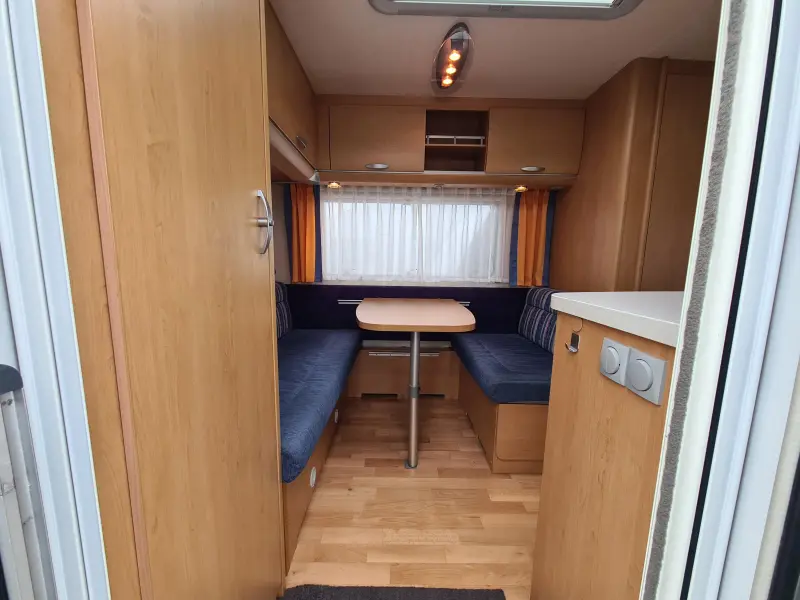 Knaus Sudwind Special 420 QD Voortent, Cassetteluifel!  foto: 6