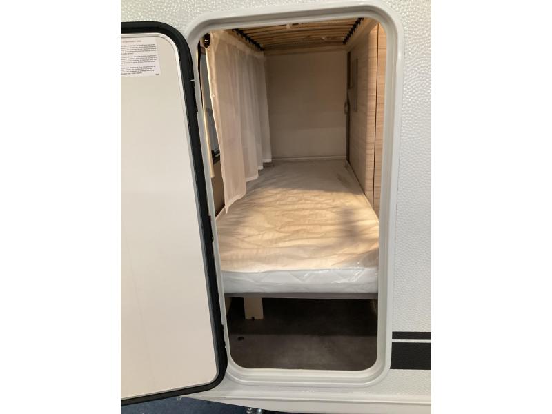 Dethleffs C'Joy Active 480 QLK stapelbed  foto: 8