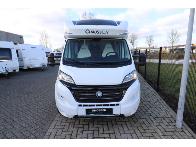 Chausson Titanium 738 XLB QUEENSBED + HEFBED foto: 2