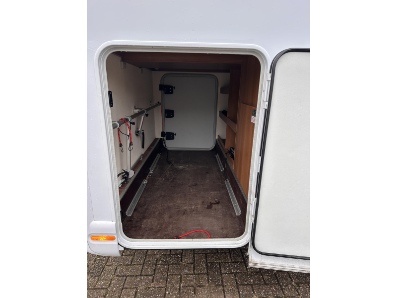 Knaus Platinum Selection 650 MEG Lengtebedden Integraal  foto: 16