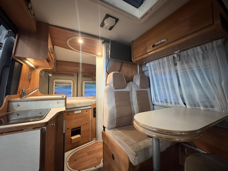 Globecar Roadscout 540 R automaat / busbiker  foto: 5