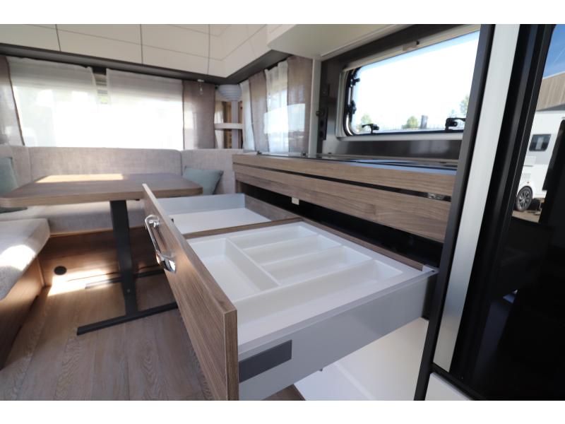 Hobby Excellent Edition 460 UFE MODEL 2026 - 1500 KG -606  foto: 10