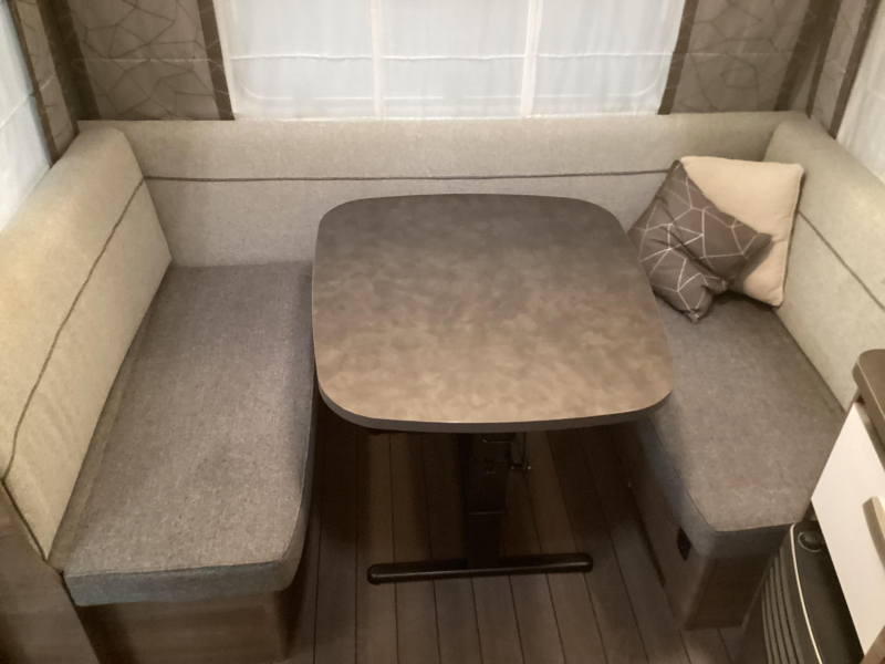 Knaus Sport 460 EU mover/omnistor foto: 17