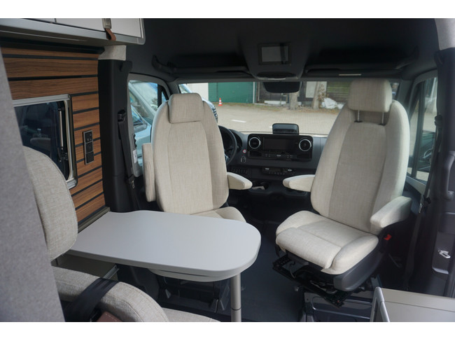 Hymer Grand Canyon S Mercedes CrossOver photo: 9