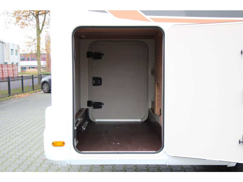 Weinsberg CaraCompact Pepper 600 MEG Camas individuales - &iexcl;&iexcl;5.269km!! foto: 9