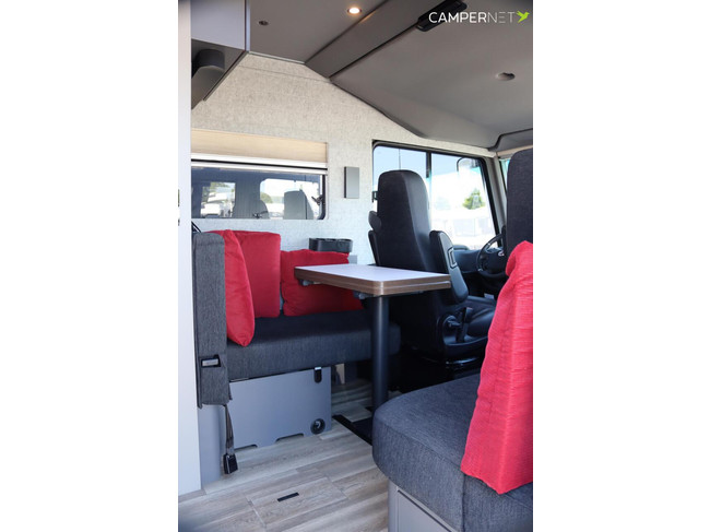 Niesmann+Bischoff iSmove 6.9E Clou Line 160pk Automaat | 7 meter | Unieke kleurstelling | Sonos | Zonnepanelen | Omvormer | Hefbed | foto: 5