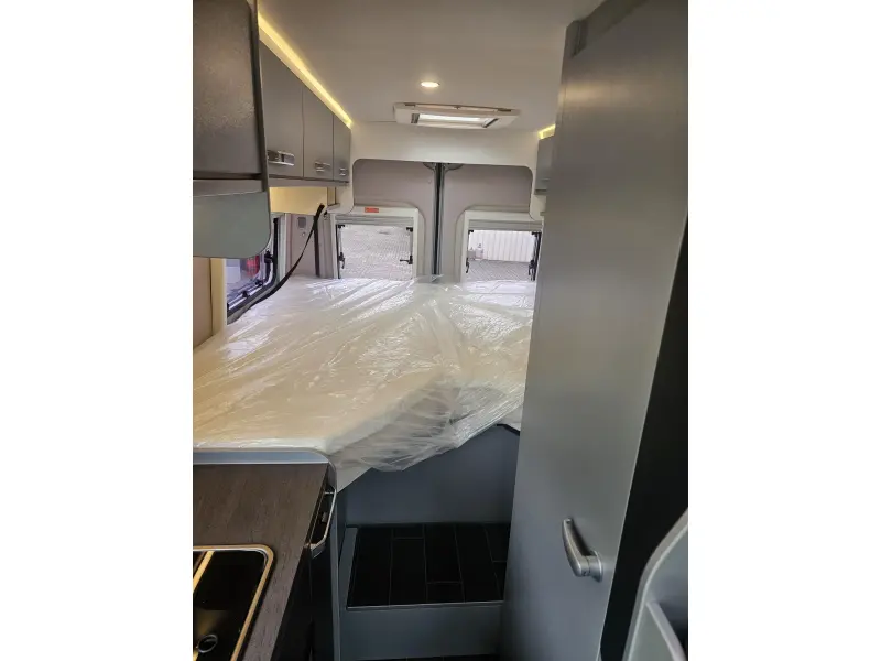 Weinsberg CaraBus 600 ME Grijs nw mod. 2026 autom  foto: 7