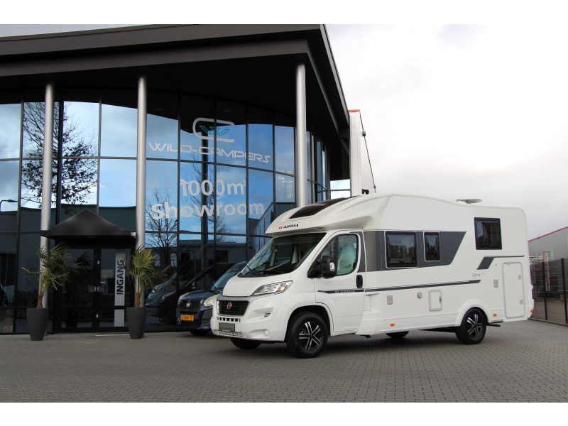 Adria Coral 600 SC Queensbed - Compacto foto: 3