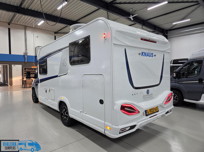 Knaus Sky Ti 650 MEG * Sistema de nivelaci&oacute;n * Excelente estado *2019 foto: 4
